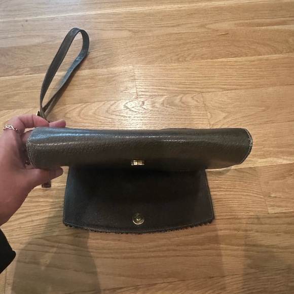 Vintage Valentino Garavani Crossbody - Picture 6 of 7